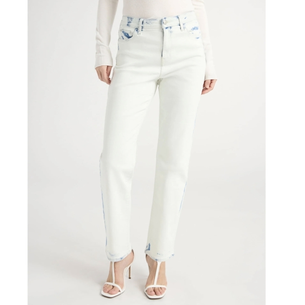 Scoop White Wash Jeans - Picture 2 of 8